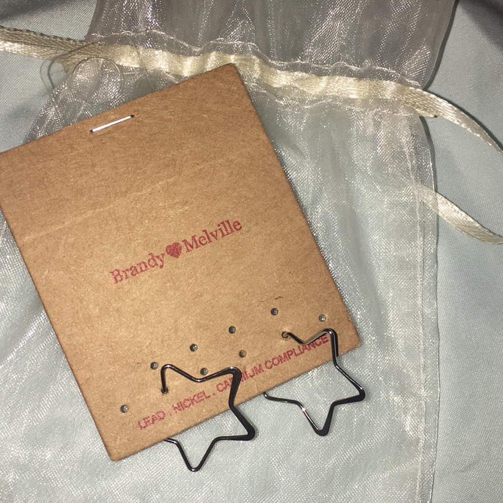 Brandy Melville Star shaped Earrings